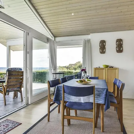Holiday home Elfi - 30m From The Sea In Funen By Interhome